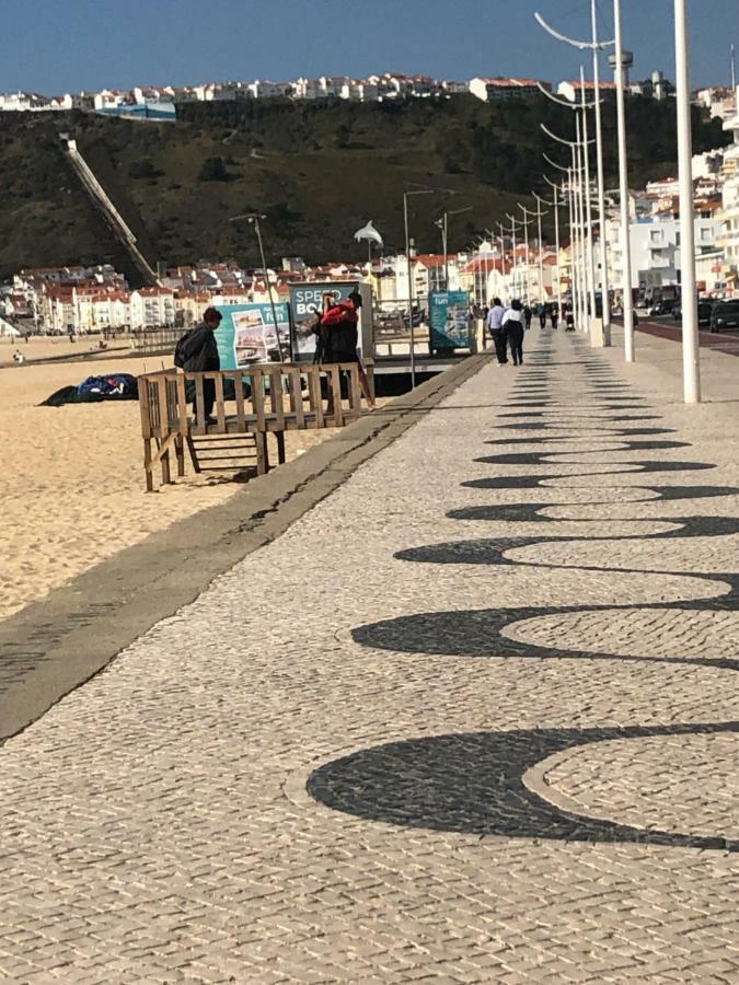 Lua Do Mar - T2 - Piscina - Fte Ao Mar- Central Nazaré Kültér fotó
